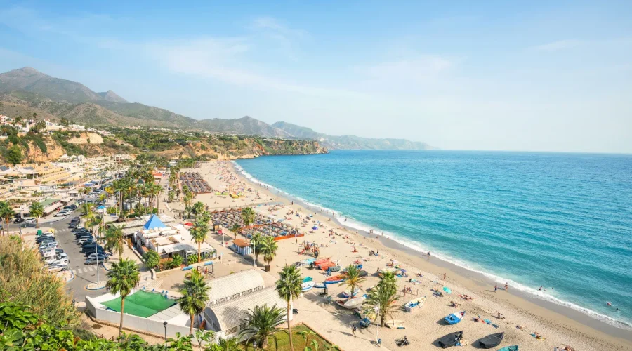 avant-de-partir-en-vacances-en-espagne-voici-pourquoi-la-baignade-est-en-danger-dans-ce-pays-ce-quil-faut-savoir