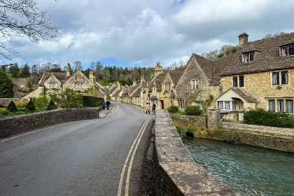 cet-automne-decouvrez-lun-des-plus-beaux-villages-dangleterre-lors-dune-petite-escapade-reposante