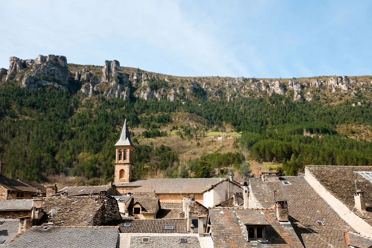 Cette petite ville des Cévennes est le repère parfait pour tous les amoureux de nature et de randonnée : voici laquelle