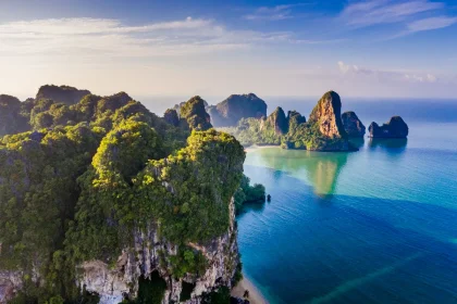 ou-partir-en-decembre-2024-voici-les-13-meilleures-destinations-pour-passer-une-fin-dannee-memorable