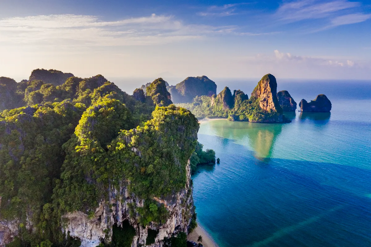 Où partir en décembre 2024 ? Voici les 13 meilleures destinations pour passer une fin d&rsquo;année mémorable