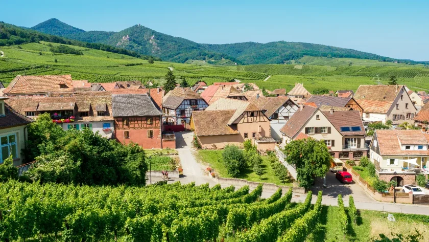 surnomme-la-petite-allemagne-ce-petit-village-dalsace-est-une-veritable-pepite-encore-meconnu-des-touristes-decouvrez-ce-lieu-unique