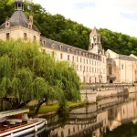 surnomme-la-venise-verte-du-perigord-ce-village-est-unique-en-son-genre-voici-pourquoi