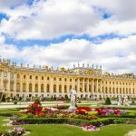 C’est le château le plus visité de France, un must pour les amoureux de la grandeur royale : Château de Versailles