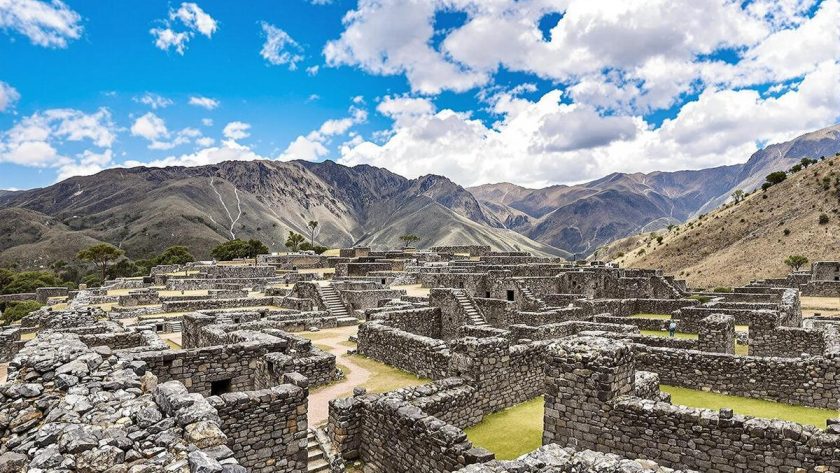 Fini le Machu Picchu, ce joyau caché est moins bondé mais tout aussi spectaculaire - les touristes français l'adorent déjà : Raqchi