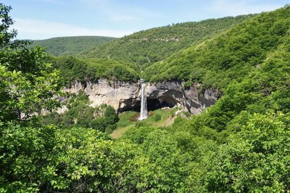 Joyau méconnu du Pays Basque, ces gorges naturelles ont des airs d'Amazonie : Gorges de Kakuetta