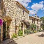 Perché au cœur du parc naturel du Haut-Languedoc, ce village classé plus beaux de France est une véritable pépite occitane ! : Olargues