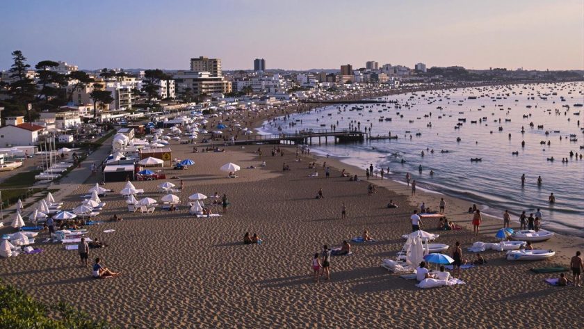 Salou : La station balnéaire espagnole où la fête et la plage se rencontrent