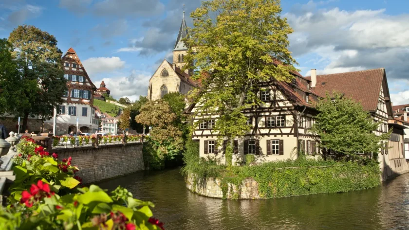 a-quelques-kilometres-de-strasbourg-decouvrez-pour-noel-lun-des-plus-beaux-villages-de-la-region-de-lautre-cote-de-la-frontiere