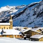 avec-larrivee-de-la-neige-ce-village-de-savoie-offre-des-paysages-incroyables-decouvrez-un-lieu-qui-vaut-le-detour
