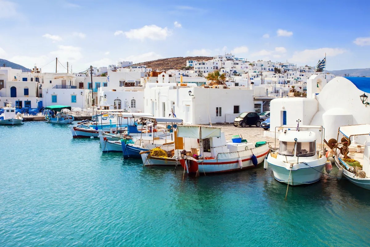 Ce lieu n&rsquo;a rien à envier à Mykonos : découvrez toute la beauté préservée de cette île grecque