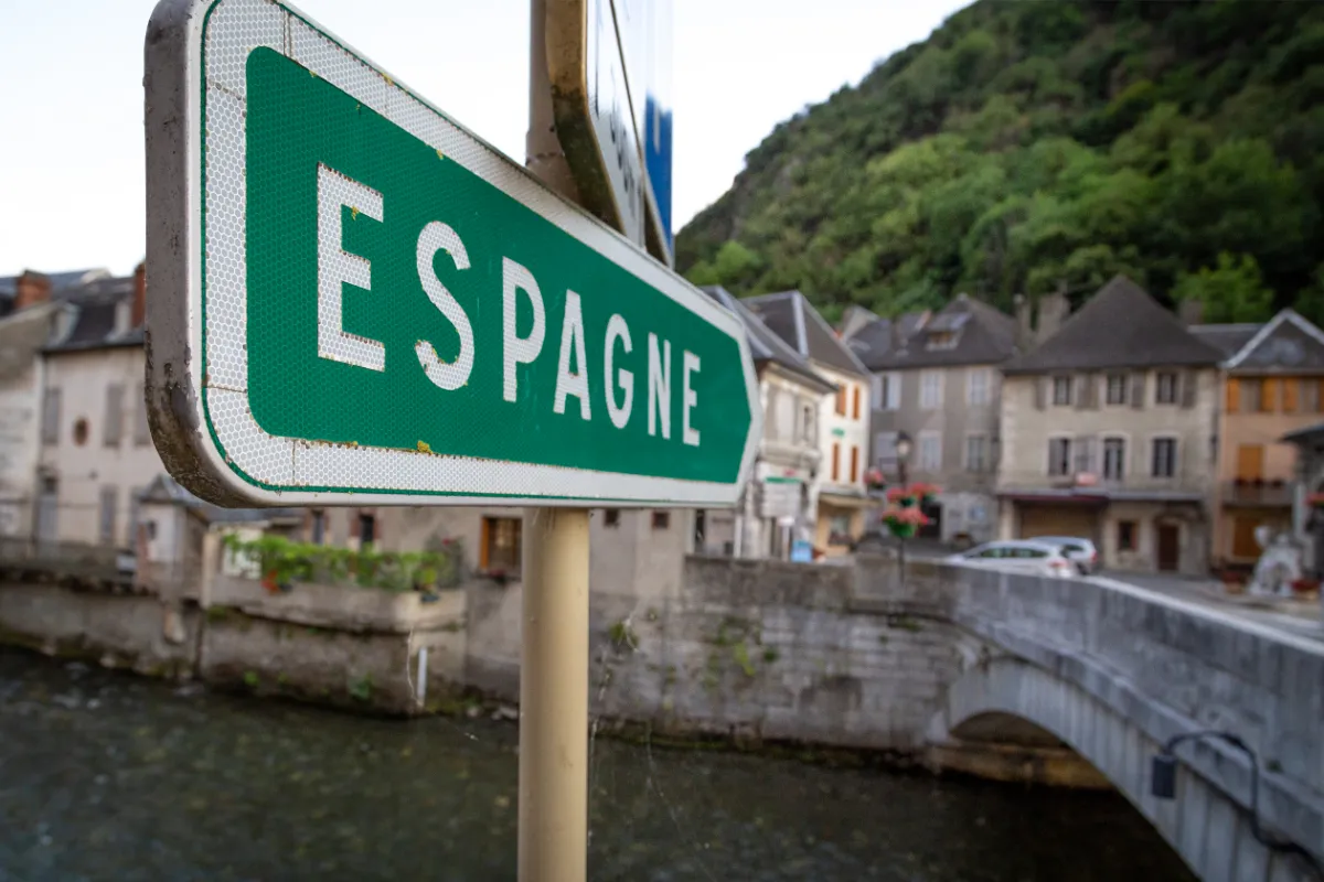 Ce petit village espagnol a été élu meilleure destination touristique : découvrez ce lieu incroyable et son architecture médiévale