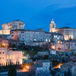 ce-petit-village-est-considere-comme-le-plus-beau-au-monde-et-il-se-situe-en-france-voici-ou-visiter-cette-perle-rare