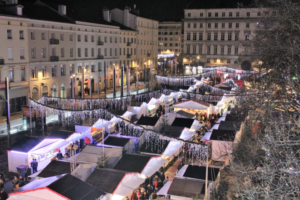 Classée à l&rsquo;UNESCO, cette ville française reste pourtant encore très méconnue des touristes : voici laquelle
