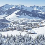 decouvrez-ce-joyau-ensoleille-dans-les-alpes-un-paradis-du-ski-loin-des-foules