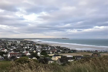 un-tresor-normand-decouvrez-la-magie-de-barfleur-le-village-aux-vues-rivalisant-avec-le-mont-saint-michel