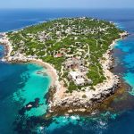 Cet endroit paradisiaque était surnommé l'île des rêves, il a pourtant été totalement abandonné : Pézonissi