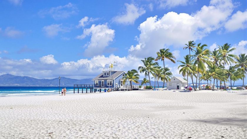 Pour bénéficier de réductions importantes, c'est maintenant qu'il faut réserver pour l'été 2025 - ce spécialiste de la location l'assure