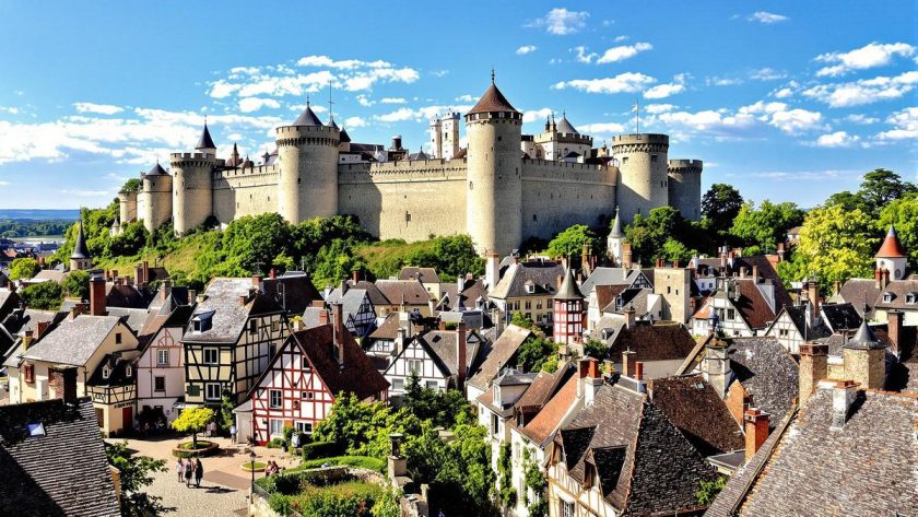 Ce joyau du patrimoine français, parfaitement conservé, séduit les visiteurs européens : Provins