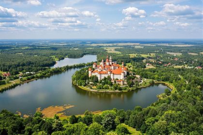 Ce pays à 2h30 de Paris, célèbre pour ses paysages époustouflants et son histoire riche, a été élu meilleure destination d'Europe 2025 ! : Lituanie