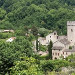 Ce petit village médiéval n'a qu'un seul habitant ! Un havre de paix insolite à souhait...: Rochefourchat