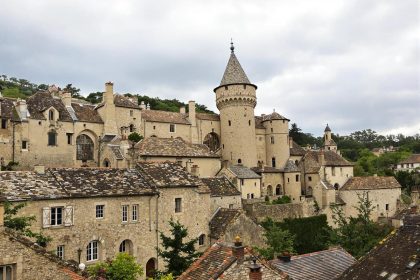 Ce village classé de l'Aveyron est l’un des plus envoûtants de France, et voici pourquoi ! : Saint-Côme-d’Olt