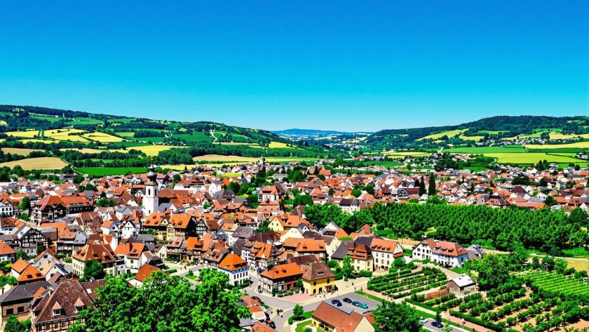 Ce village d'Alsace, élu parmi les plus beaux de France, fait partie des communes les plus accueillantes de France : Riquewihr
