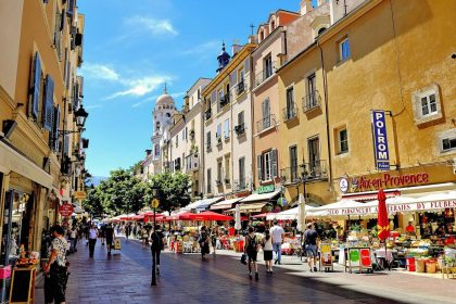 Cette cité du sud, unique en son genre, est la seule ville française classée parmi les destinations incontournables de 2025 : Aix-en-Provence