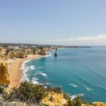 Cette destination européenne, à quelques heures de Paris, est la plus abordable : L'Algarve