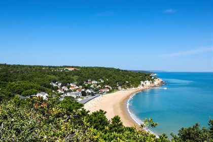 Cette ville des Landes, entre forêt et océan, attire de plus en plus de retraités : Mimizan