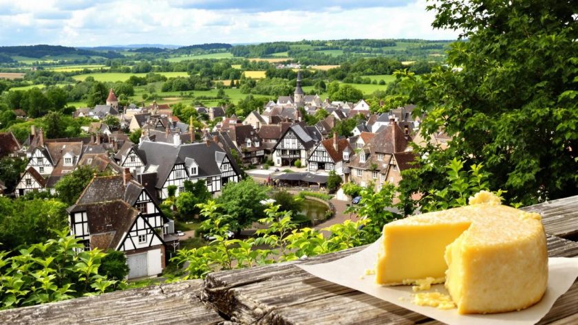 En Normandie, ce hameau d'à peine 200 âmes porte sur ses épaules une renommée mondiale grâce à sa spécialité légendaire ! : Camembert