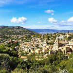 Perché sur sa montagne, ce village méconnu à quelques minutes de Nice est la perle secrète de la Côte d'Azur : Castellar