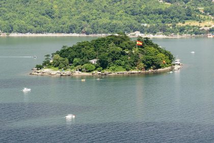 Unique au monde, cette île française redevient espagnole dès le 1er février : île des Faisans