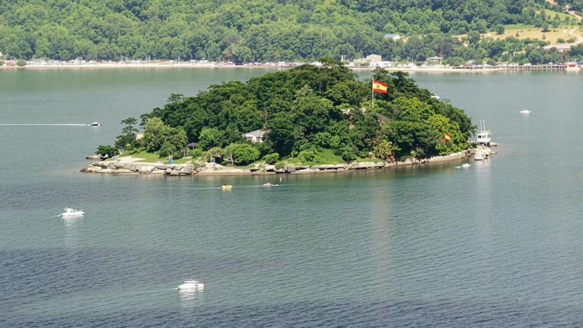 Unique au monde, cette île française redevient espagnole dès le 1er février : île des Faisans