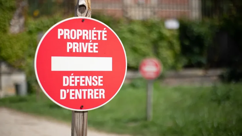 12-lieux-mysterieux-que-vous-ne-pourrez-jamais-explorer-secrets-et-interdits-reveles