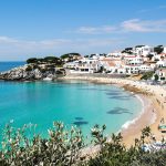 Ce village blanc portugais, charmant et méconnu, abrite l'une des plus belles plages de l'Algarve : Alvor