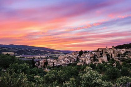 Le village le plus pittoresque du Luberon, un écrin de charme et de sérénité : Lourmarin