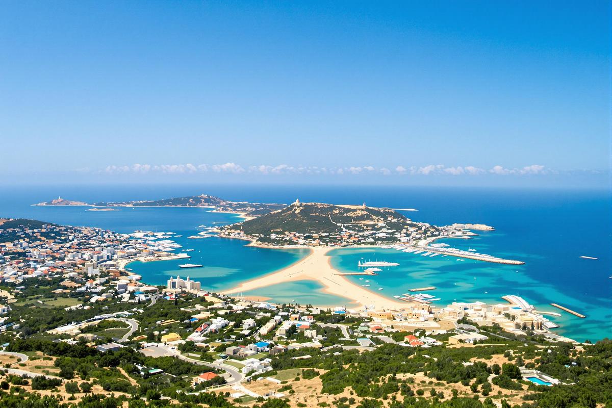 Ce printemps, découvrez cette île méditerranéenne secrète aux plages de rêve