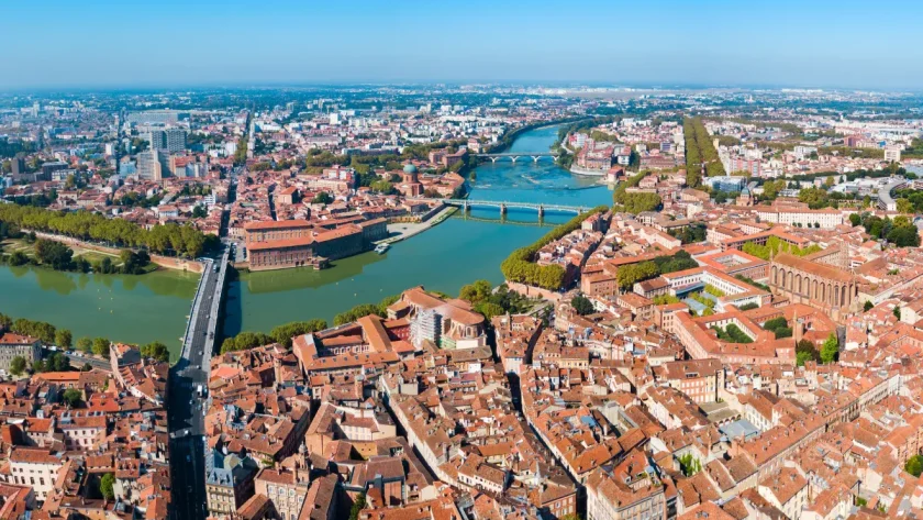 en-2025-cette-ville-du-sud-de-la-france-fait-partie-des-destinations-incontournables-a-decouvrir-voici-laquelle